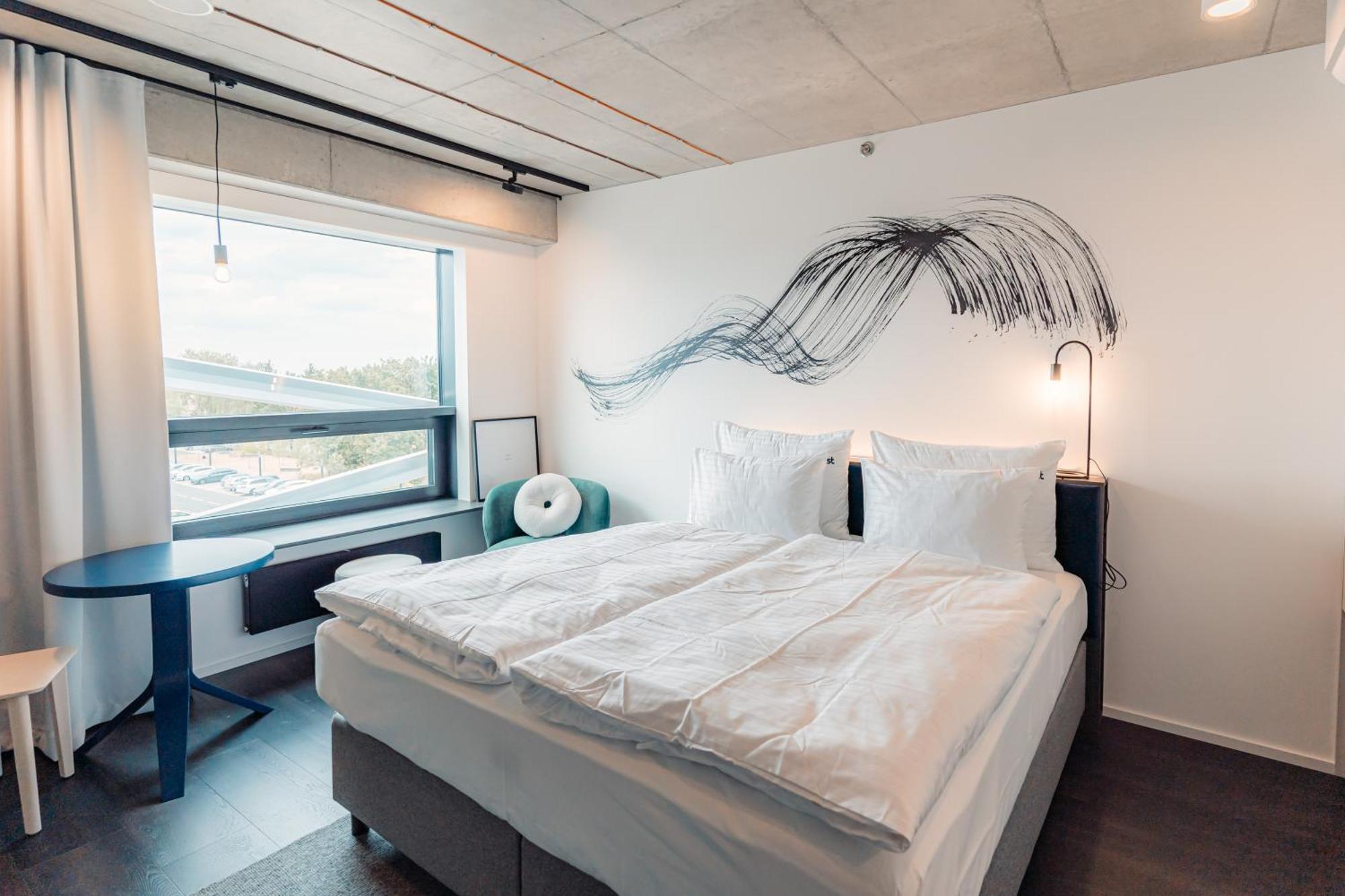 Honest Ricany Chambre photo